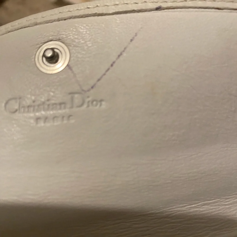 Christian Dior Lambskin Large stirtch Cannage Chain wallet